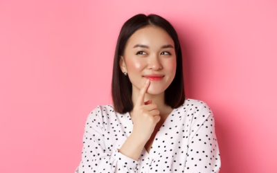 6 Cara Mengatasi Bibir Kering yang Ampuh, Rutin Minum Air!